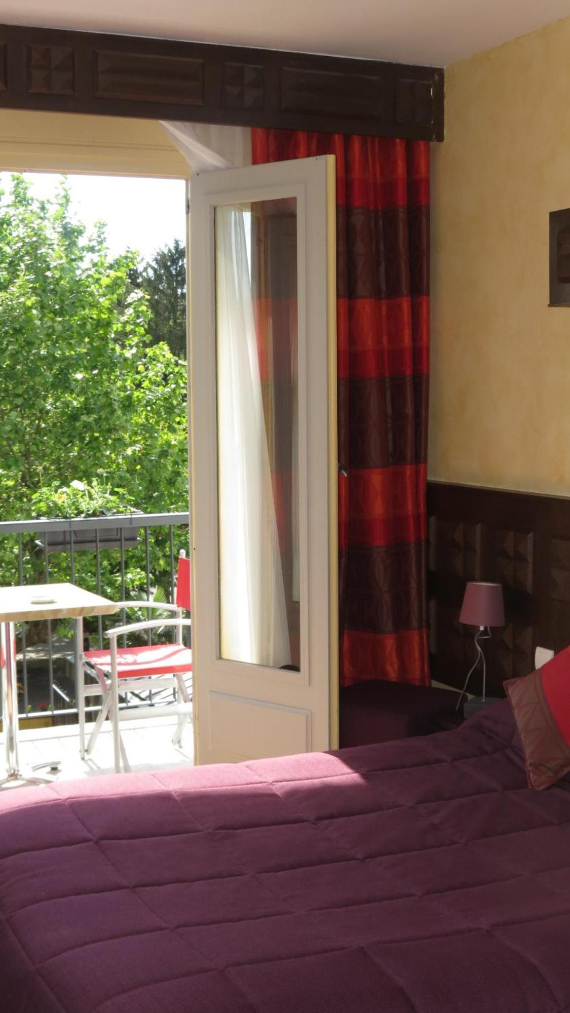Logis Hotel Restaurant Chez Nous Sainte-Croix  Zimmer foto
